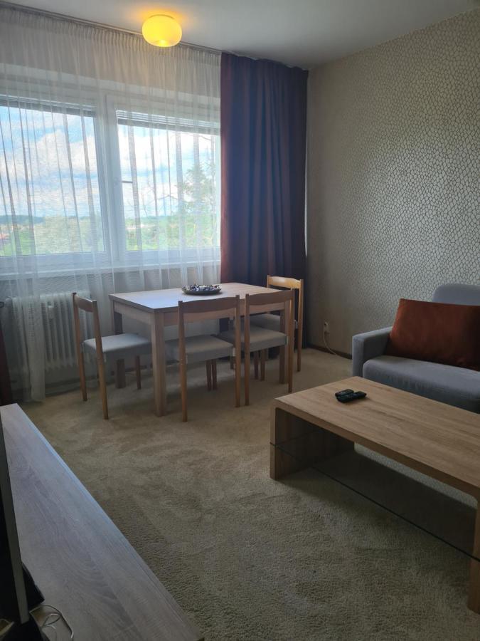 Apartman Valentin Apartment โคมาร์โน ภายนอก รูปภาพ